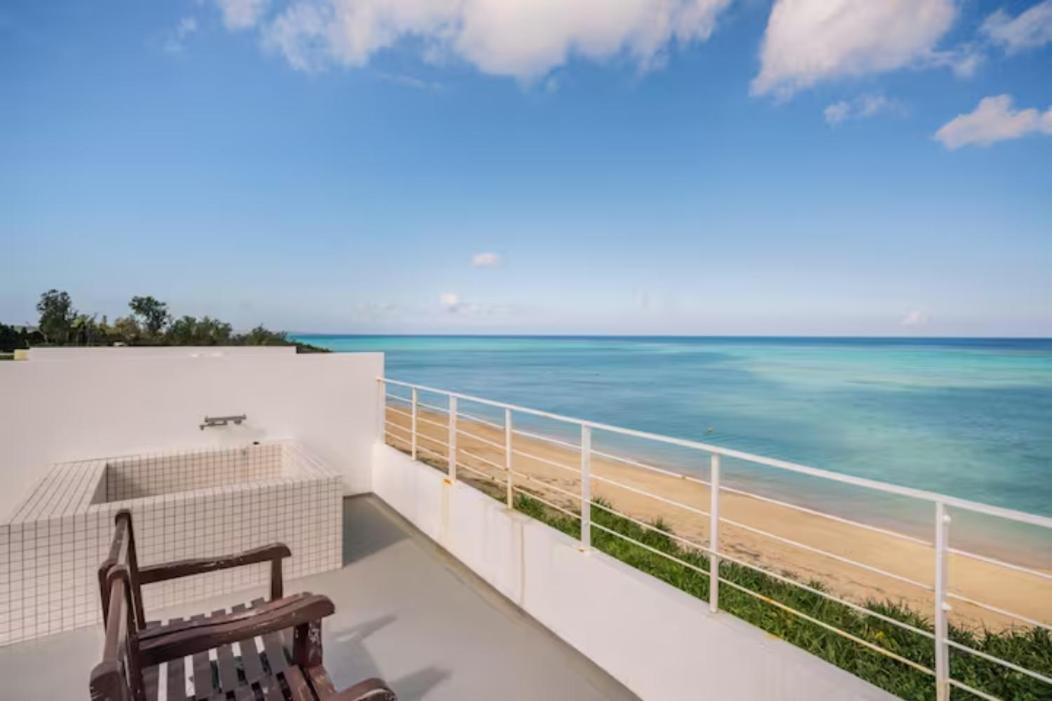Casa Dumai Oceanvilla Nakijin Exteriér fotografie